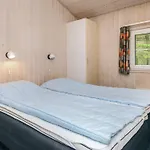 5 Star Holiday Home In Henne