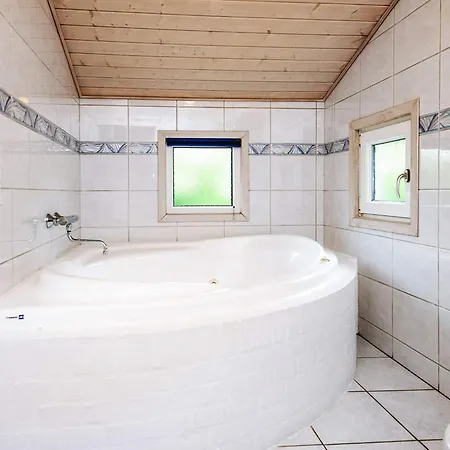 Feriehus 7 Person In Henne