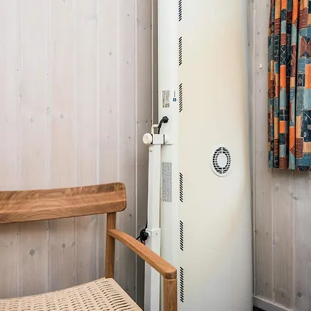 7 Person In Henne-by Traum 亨讷斯特兰德